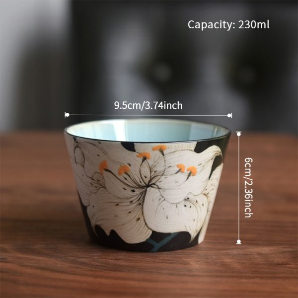 Hand-painted Lily Flower Ceramic Coffee Mug Size: Diameter 9.5cm, Height 6cm, Capacity 230ml