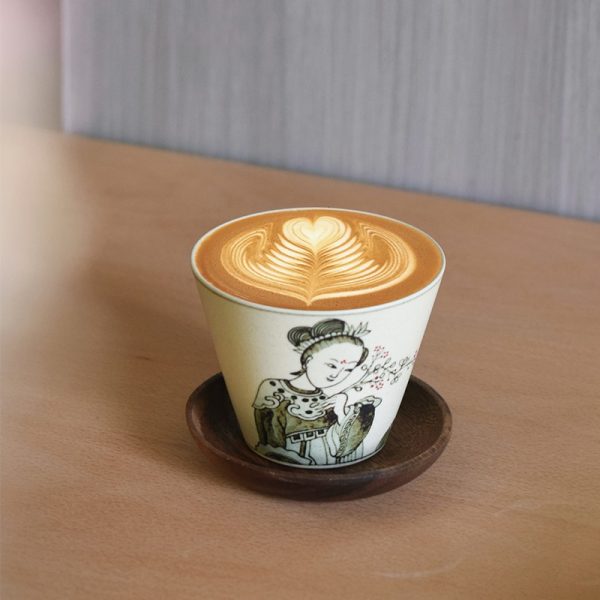 Blue and White Hand-Painted Court Lady Ceramic Coffee Mug, Elegant Classical Chinese Style