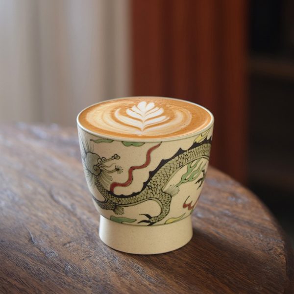 Hand-painted dragon pattern ceramic coffee cup, underglaze blue craftsmanship, Chinese vintage style, perfect gift