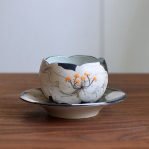 Hand-painted lily ceramic cup with saucer, perfect as a festive gift for yourself.