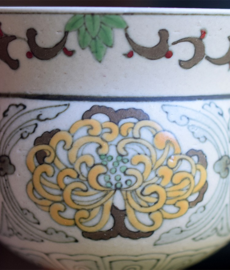 Hand-painted polychrome chrysanthemum ceramic coffee cup featuring intricate floral design, showcasing traditional craftsmanship and elegance