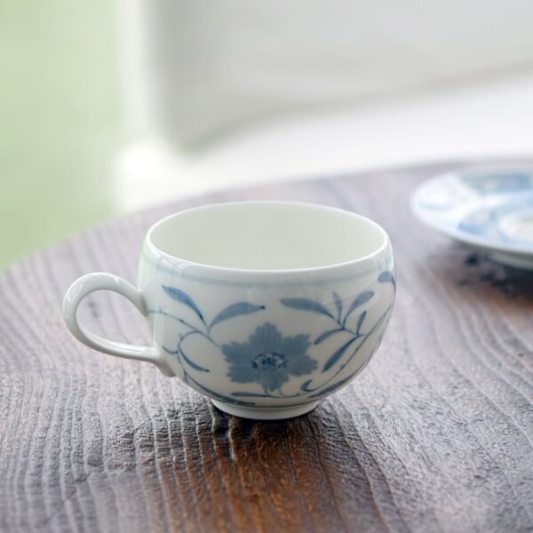 Chinese-style handmade cup for vegan dining.