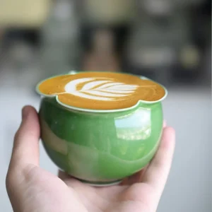 nordic-emerald-green-minimalist-coffee-cup-800×800 Enjoy minimalist coffee moments with this Nordic-style emerald green ceramic cup.