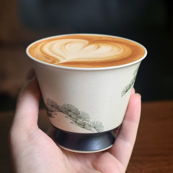 Chinese-style ceramic coffee mug, ideal for office use, perfect for brewing lattes and relaxing.