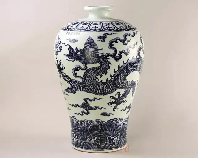 Peony blue-and-white porcelain vase, featuring classic Chinese hand-painted motifs and glossy finish.