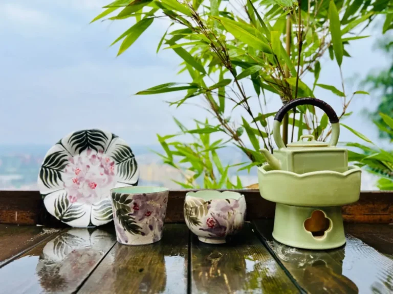Ultimate Guide to Handmade Ceramic Mugs: Benefits, Types, and Buying Tips