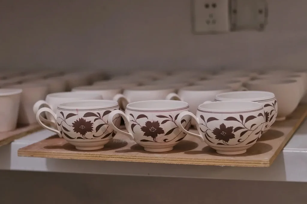 Custom ceramic cups with hand-painted underglaze colorful design for daily coffee and tea